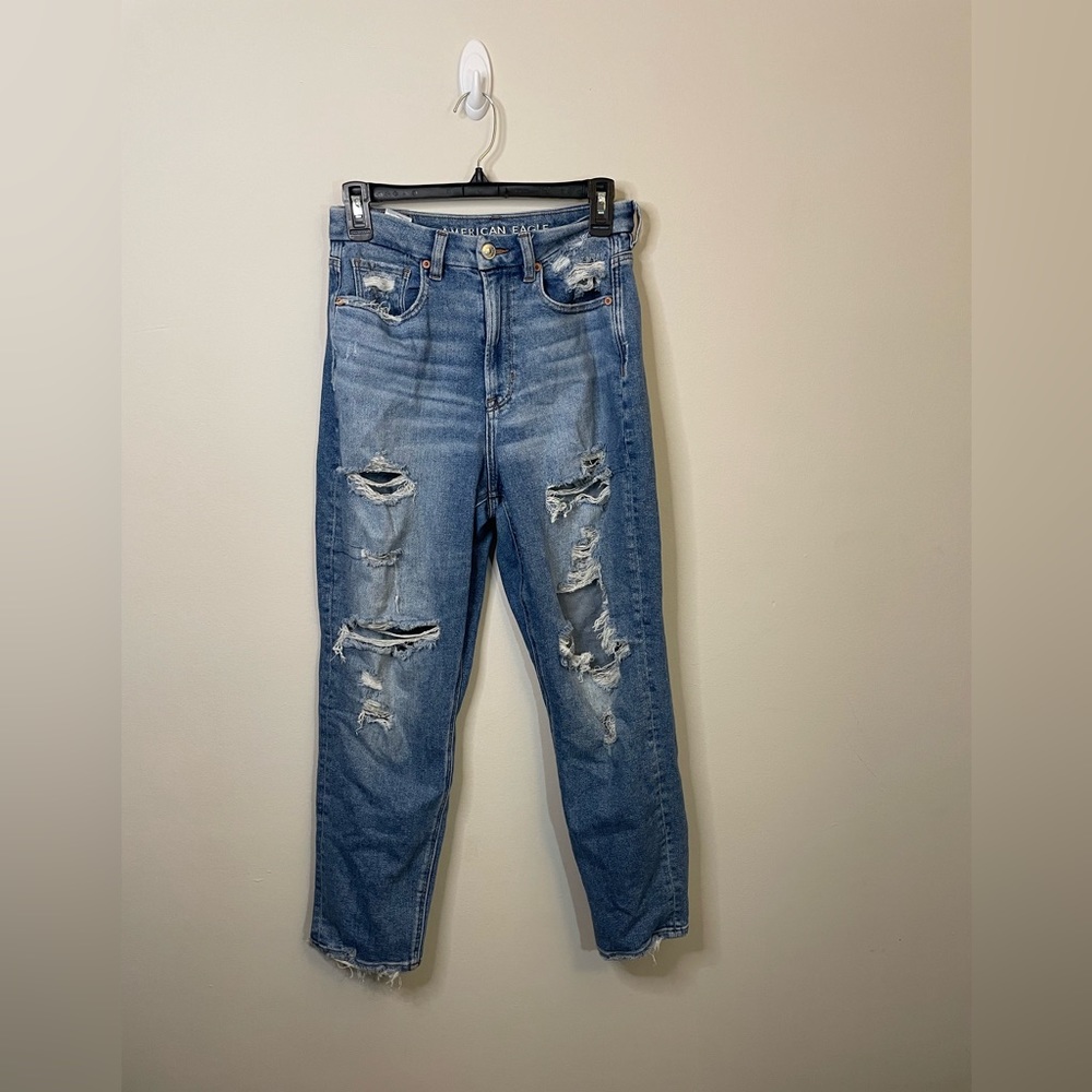 American Eagle Stretch Distressed Curvy Mom Jean